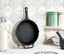 Load image into Gallery viewer, Cast Iron Skillet Pre Seasoned -10 Inch