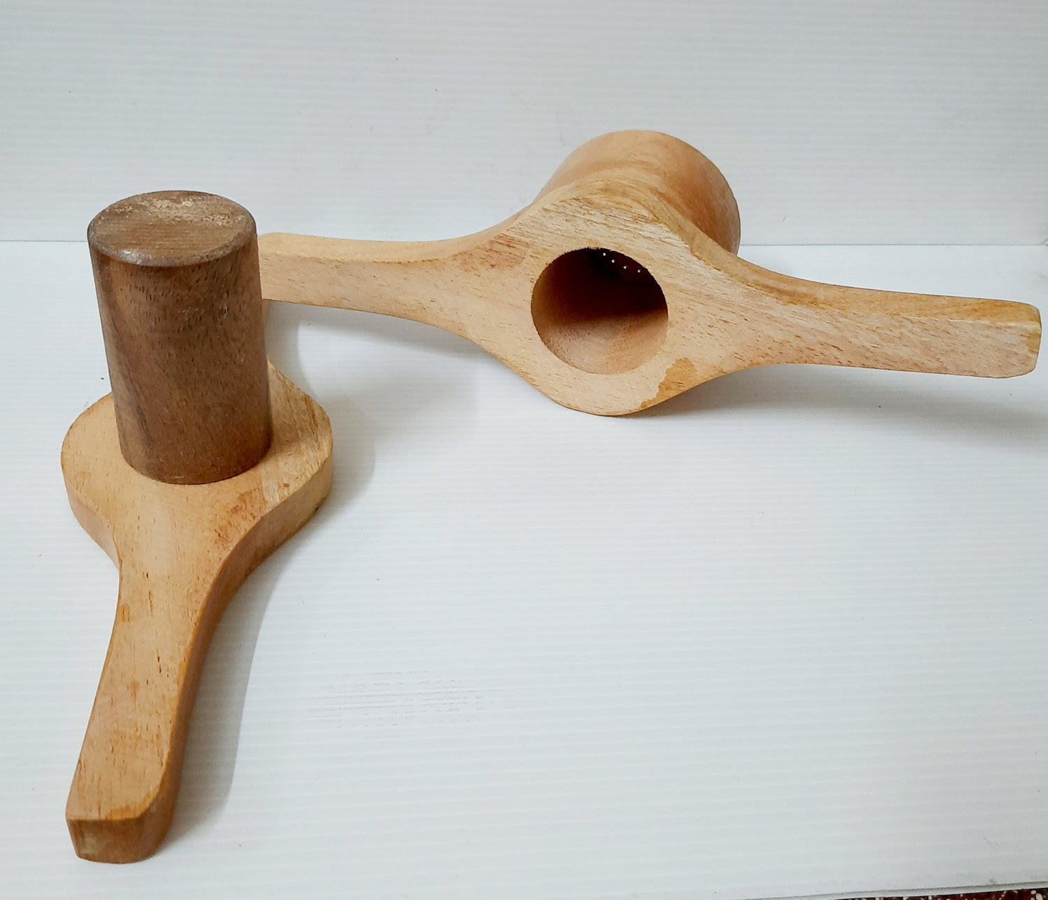 Traditional Kitchen and Home Accessories